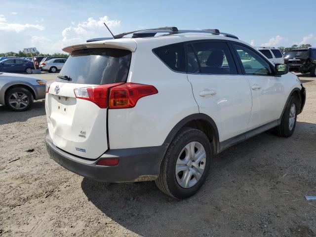 Photo 4 from auction – 2015 TOYOTA RAV4 LE with VIN JTMBFREV6FJ048265