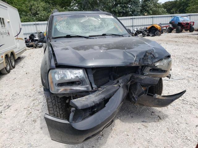 Photo 9 from auction – 2004 CHEVROLET TRAILBLAZE with VIN 1GNET16P446175918