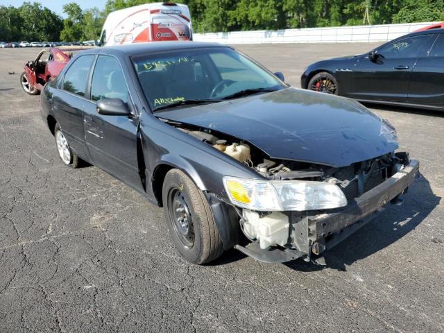 TOYOTA CAMRY LE 2000 with VIN 4T1BF22K8YU943772 - Photo from auction