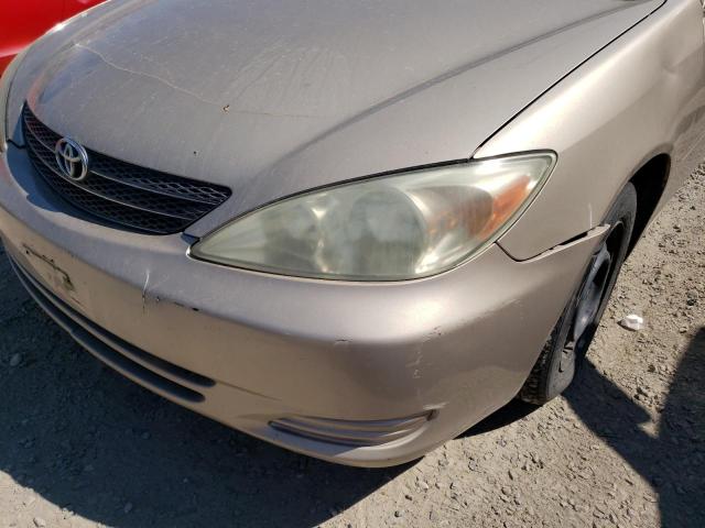 Photo 9 from auction – 2004 TOYOTA CAMRY LE with VIN 4T1BE32K64U869142