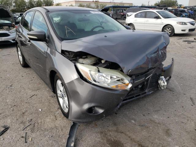 FORD FOCUS SE 2014 مع رقم تعريف المركبة 1FADP3K20EL363360 - صورة من المزاد