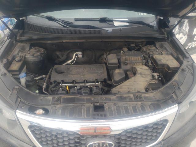 Photo 7 from auction – 2013 KIA SORENTO LX with VIN 5XYKT3A18DG415348