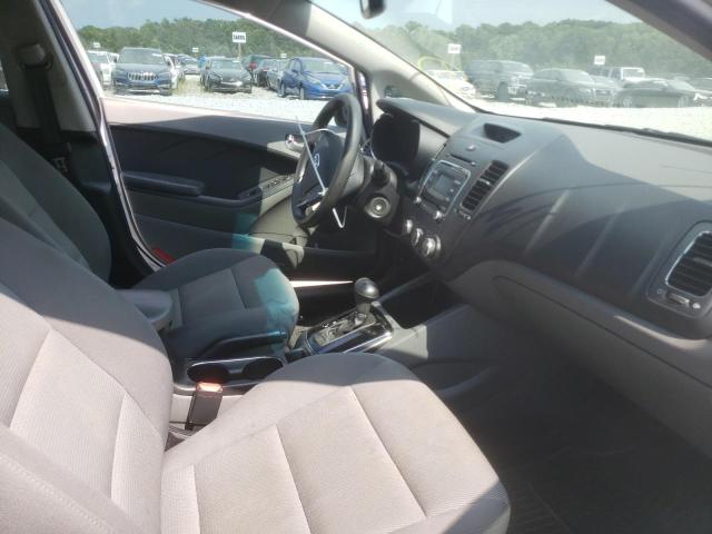 Photo 5 from auction – 2017 KIA FORTE LX with VIN 3KPFK4A71HE126037