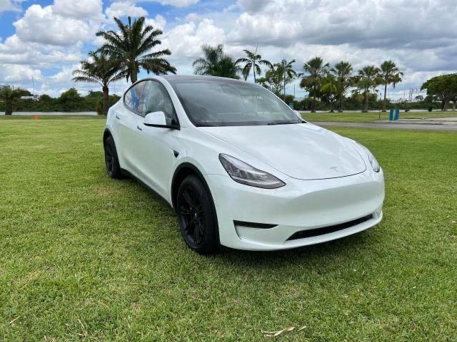 TESLA MODEL Y 2020 con VIN 5YJYGDEE8LF054632 - Foto de la subasta