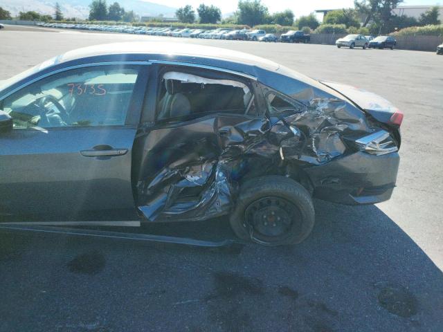 Photo 9 from auction – 2018 HONDA CIVIC LX with VIN 2HGFC2F59JH537142