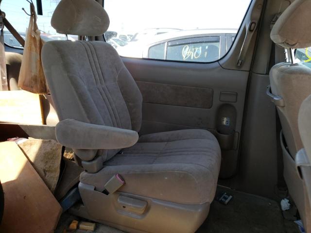 Photo 6 from auction – 2002 TOYOTA SIENNA LE with VIN 4T3ZF13C12U455908