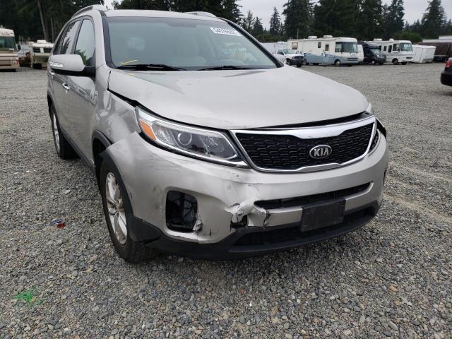 Photo 9 from auction – 2015 KIA SORENTO LX with VIN 5XYKTDA67FG614394