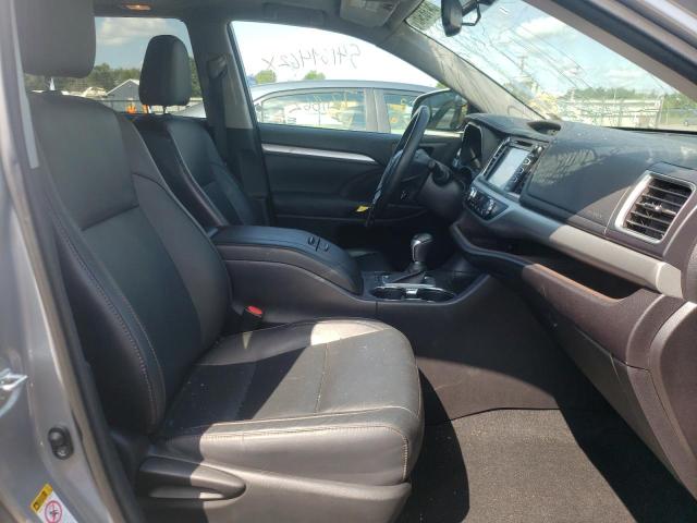 Photo 5 from auction – 2016 TOYOTA HIGHLANDER with VIN 5TDJKRFH8GS243417