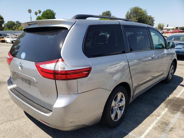 Photo 4 from auction – 2017 TOYOTA SIENNA LE with VIN 5TDKZ3DC0HS818583