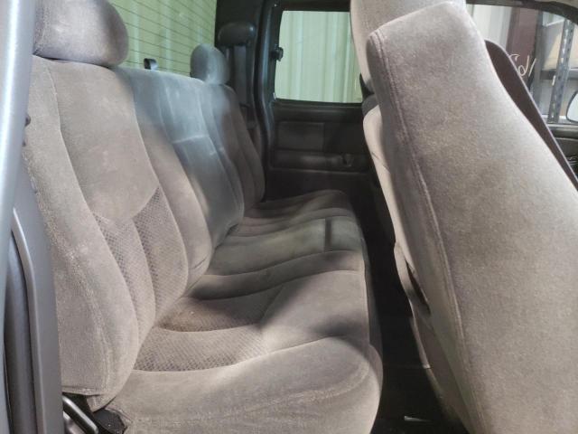 Photo 6 from auction – 2004 CHEVROLET SILVERADO with VIN 2GCEC19T541259111