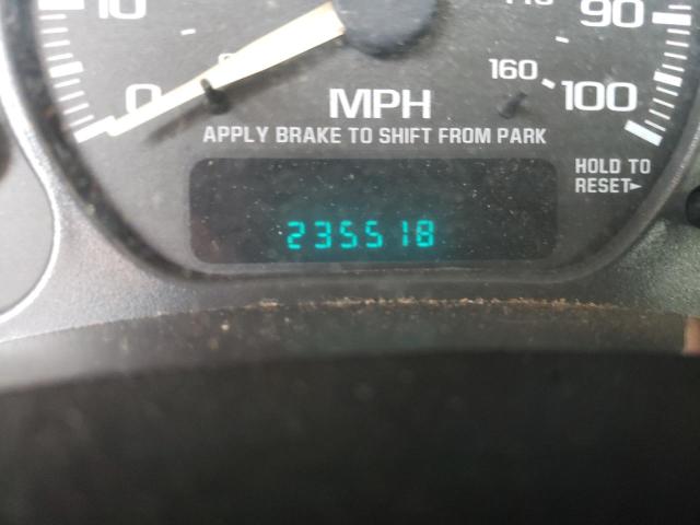 Photo 8 from auction – 2002 CHEVROLET SILVERADO with VIN 1GCEC14W32Z106488