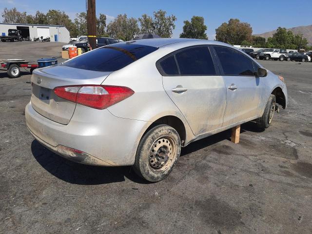 Photo 4 from auction – 2015 KIA FORTE LX with VIN KNAFK4A6XF5344426