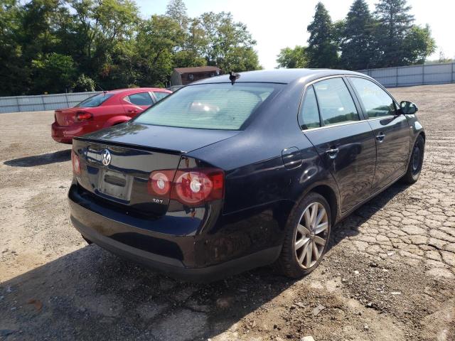 Photo 4 from auction – 2010 VOLKSWAGEN JETTA WOLF with VIN 3VWRA7AJ9AM063162