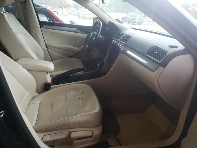 Photo 5 from auction – 2015 VOLKSWAGEN PASSAT with VIN 1VWAS7A36FC111690