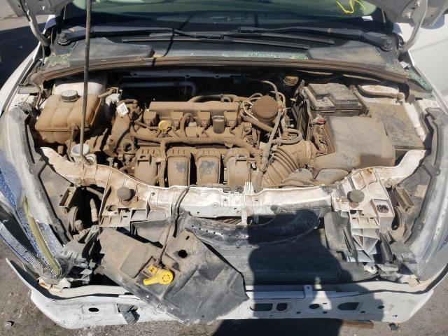 Photo 7 from auction – 2016 FORD FOCUS with VIN 1FADP3J2XGL229878