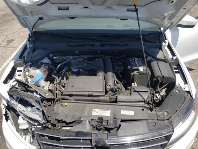 Photo 7 from auction – 2018 VOLKSWAGEN JETTA S with VIN 3VW2B7AJ2JM254484