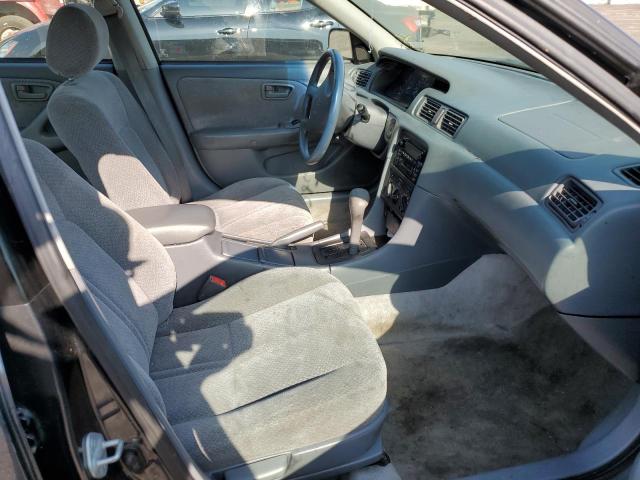 Photo 5 from auction – 2000 TOYOTA CAMRY LE with VIN 4T1BF22K8YU943772