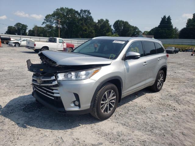 Photo 2 from auction – 2018 TOYOTA HIGHLANDER with VIN 5TDJZRFH4JS545645