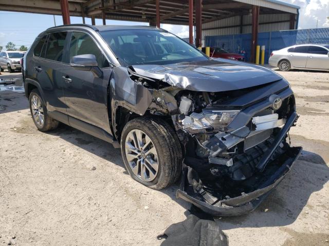 TOYOTA RAV4 XLE P 2019 with VIN 2T3C1RFVXKC021911 - Photo from auction