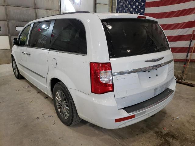 Photo 3 from auction – 2015 CHRYSLER TOWN & COU with VIN 2C4RC1CG1FR577986