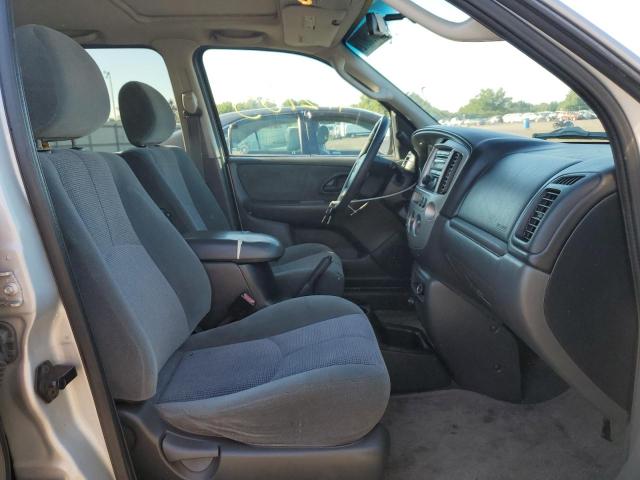 Photo 5 from auction – 2004 MAZDA TRIBUTE LX with VIN 4F2YZ94154KM03658