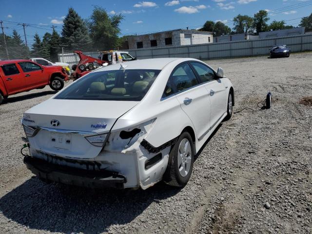 Photo 4 from auction – 2012 HYUNDAI SONATA HYB with VIN KMHEC4A42CA058157