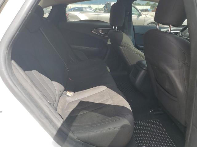 Photo 6 from auction – 2015 CHRYSLER 200 LIMITE with VIN 1C3CCCABXFN628508