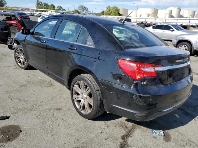 Photo 3 from auction – 2013 CHRYSLER 200 LX with VIN 1C3CCBAB1DN669925