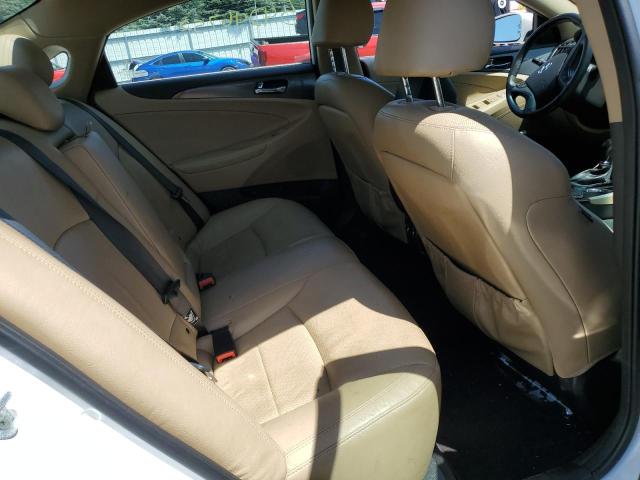 Photo 6 from auction – 2012 HYUNDAI SONATA HYB with VIN KMHEC4A42CA058157