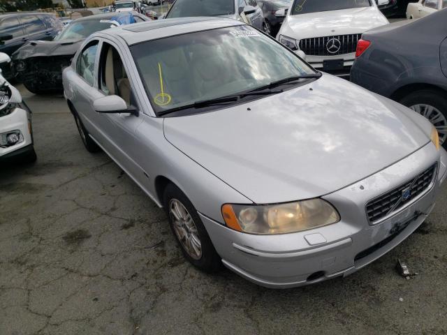 VOLVO S60 2005 with VIN YV1RS612452466427 - Photo from auction