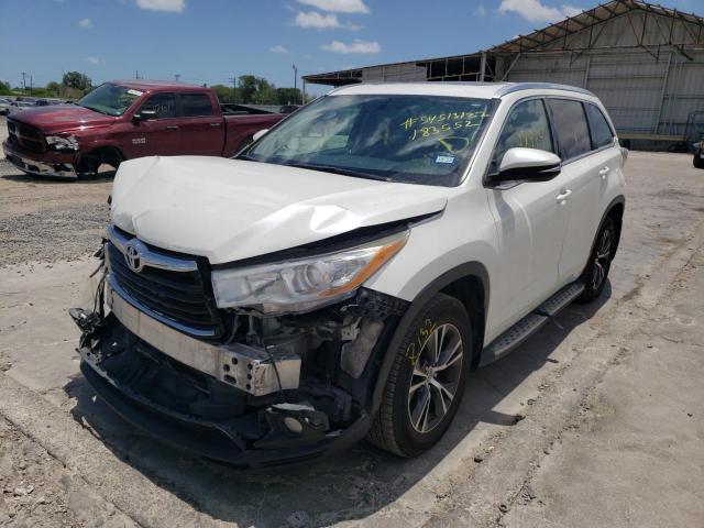 Photo 2 from auction – 2016 TOYOTA HIGHLANDER with VIN 5TDKKRFH3GS183552