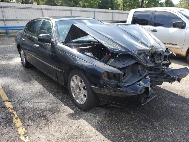 Photo 1 from auction – 2004 LINCOLN TOWN CAR U with VIN 1LNHM83W24Y631194