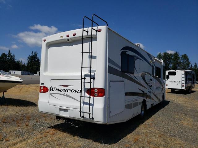 Photo 4 from auction – 2011 FORD F53 with VIN 1F65F5DY0B0A03388
