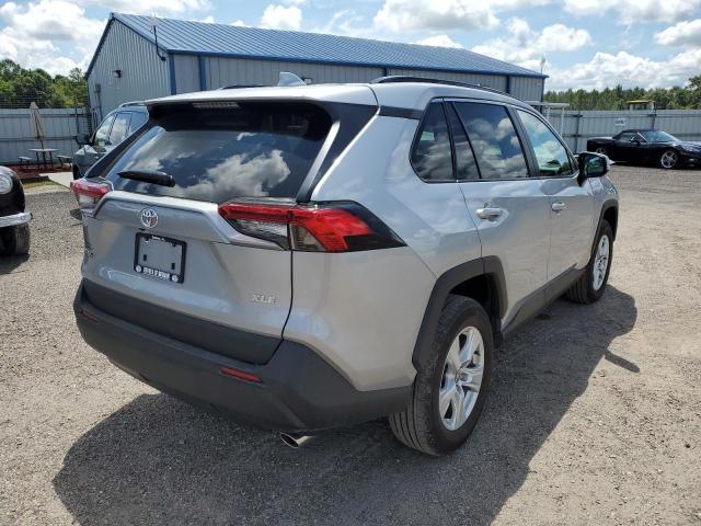 Photo 4 from auction – 2021 TOYOTA RAV4 XLE with VIN 2T3W1RFV6MW162005