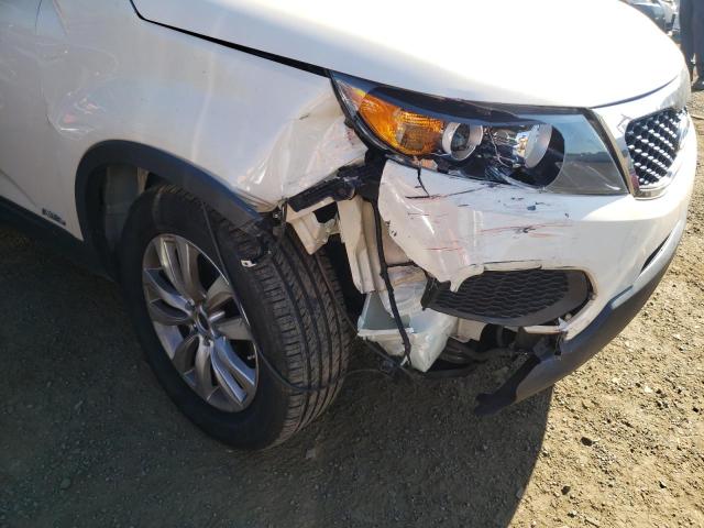 Photo 9 from auction – 2011 KIA SORENTO BA with VIN 5XYKTDA28BG100495