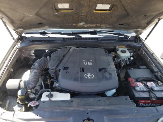 Photo 7 from auction – 2004 TOYOTA 4RUNNER SR with VIN JTEZU14R040020597