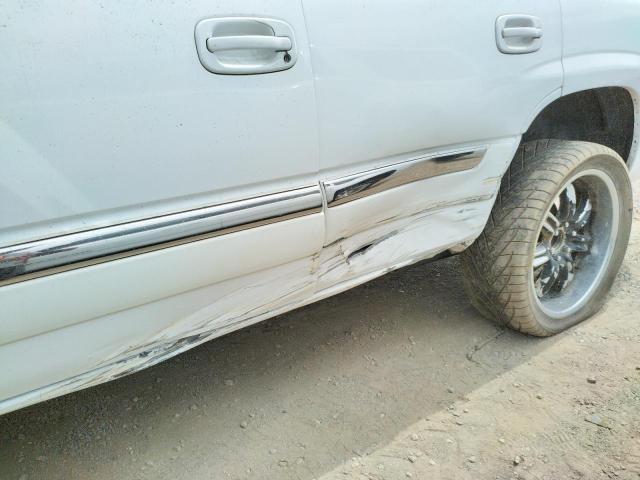 Photo 9 from auction – 2003 GMC YUKON with VIN 1GKEC13V43R231305