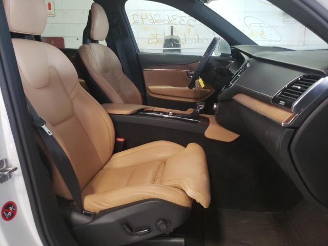 Photo 5 from auction – 2017 VOLVO XC90 T6 with VIN YV4A22PL0H1133578
