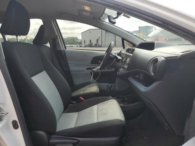 Photo 5 from auction – 2013 TOYOTA PRIUS C with VIN JTDKDTB35D1551384