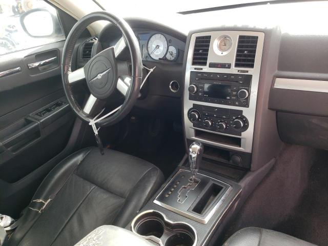 Photo 9 from auction – 2010 CHRYSLER 300 TOURIN with VIN 2C3CA5CV8AH167075