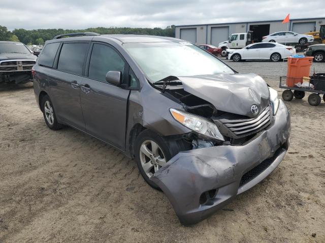 TOYOTA SIENNA LE 2017 with VIN 5TDKZ3DC4HS857306 - Photo from auction