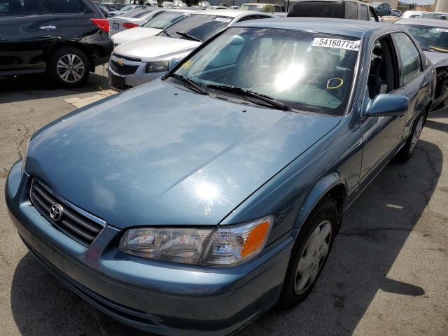 Photo 2 from auction – 2001 TOYOTA CAMRY LE with VIN 4T1BF22K01U958269