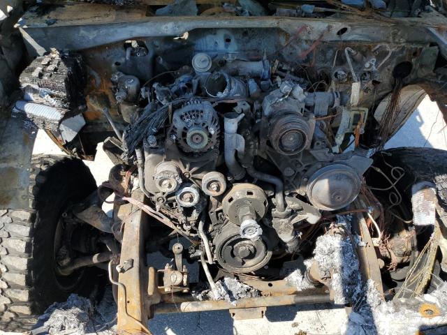 Photo 7 from auction – 2004 CHEVROLET SILVERADO with VIN 1GCHK29164E205559