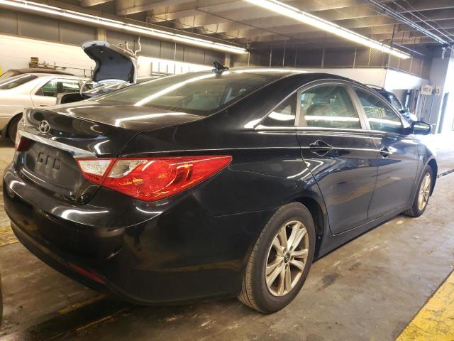 Photo 4 from auction – 2011 HYUNDAI SONATA GLS with VIN 5NPEB4AC4BH232610