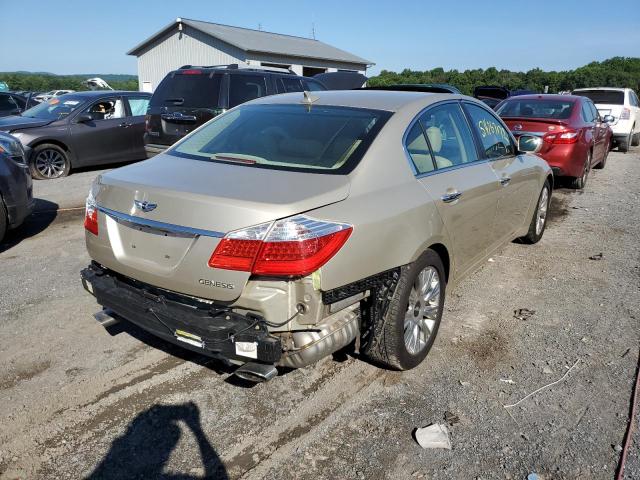 Photo 4 from auction – 2010 HYUNDAI GENESIS 3. with VIN KMHGC4DE2AU095802