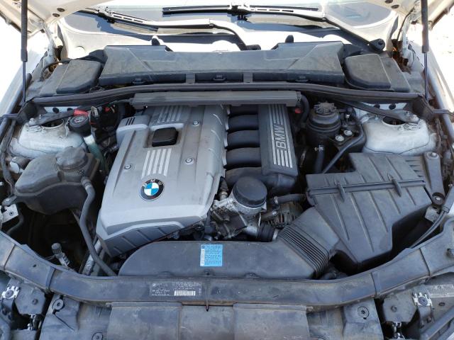 Photo 7 from auction – 2006 BMW 325 I with VIN WBAVB13526KX44383