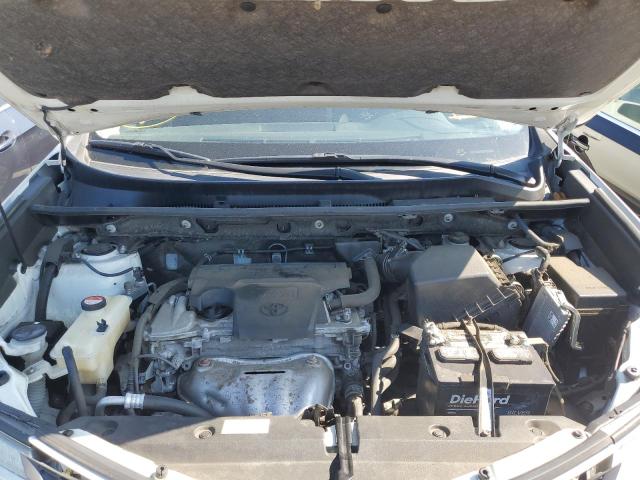 Photo 7 from auction – 2015 TOYOTA RAV4 LE with VIN JTMBFREV6FJ048265