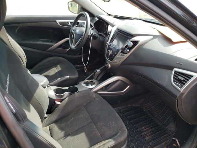 Photo 5 from auction – 2013 HYUNDAI VELOSTER with VIN KMHTC6AD7DU165756