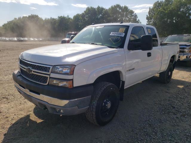 Photo 2 from auction – 2005 CHEVROLET SILVERADO with VIN 1GCHK29U35E338582