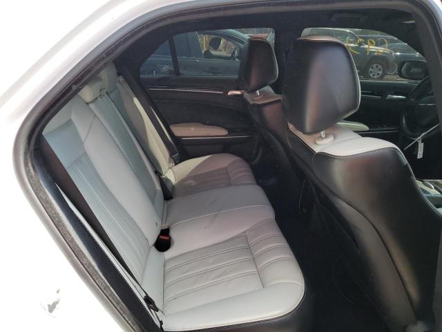 Фото 6 с аукциона – 2019 CHRYSLER 300 S с VIN 2C3CCABG0KH619690